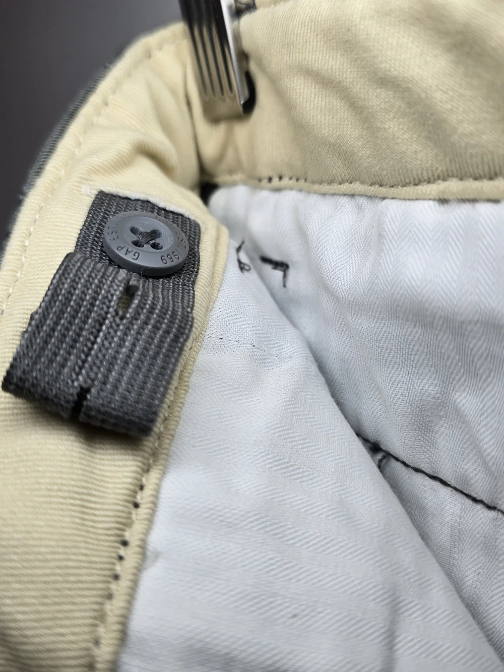 Gap Kid's Straight-Fit Chino Pants - Charcoal Gray Nack To School Style.